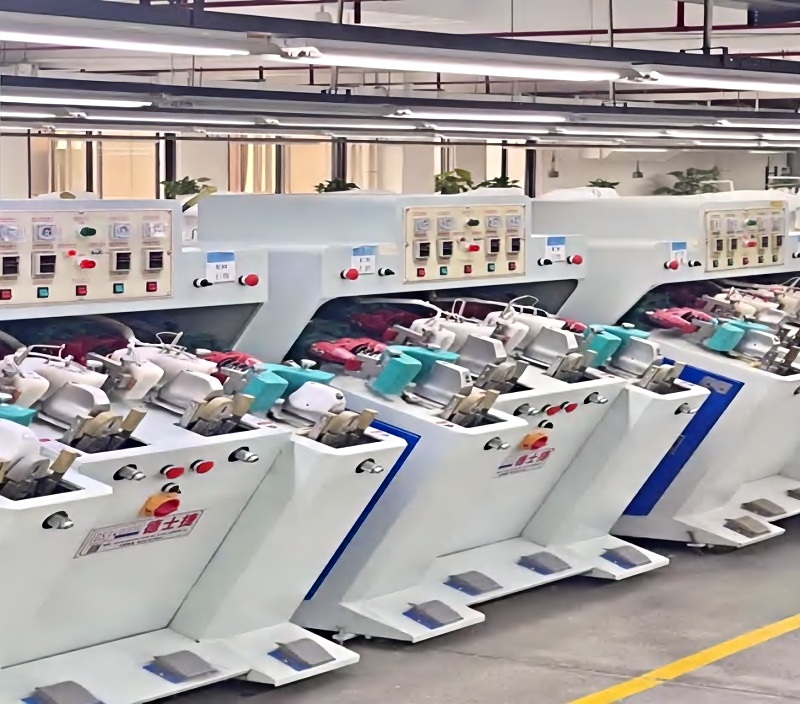QVO shoes Core factory JZ, DEVELOPMENT CENTER AND SAMPLE-MAKING CAPABILITIES 05