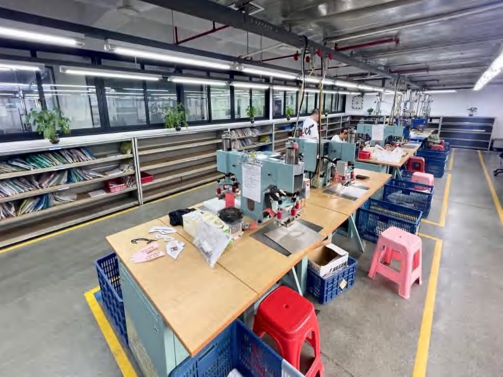 QVO shoes Core factory JZ, High-Frequency Welding Workshop 01