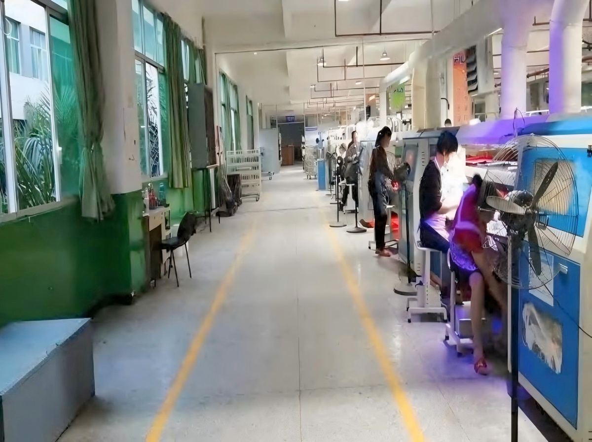 QVO shoes Core factory SC QVO shoes Core factory SC Assembly Workshop 02